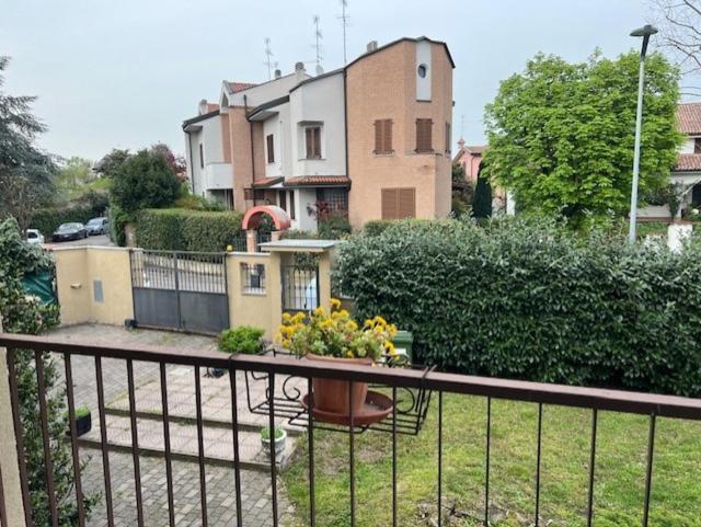 Готель Dolce Risveglio Vicino Milano Треццано-суль-Навільйо Екстер'єр фото